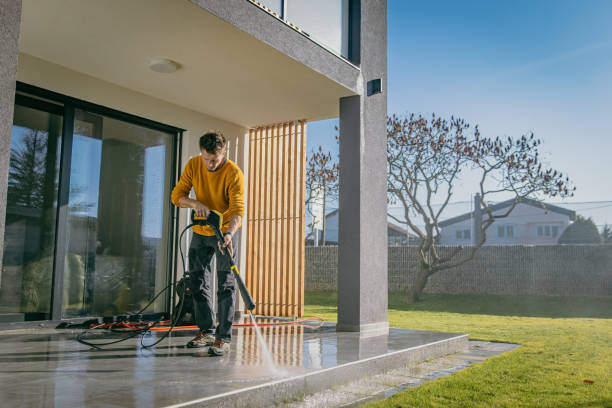 Best Sidewalk and Walkway Cleaning  in Norwalk, OH